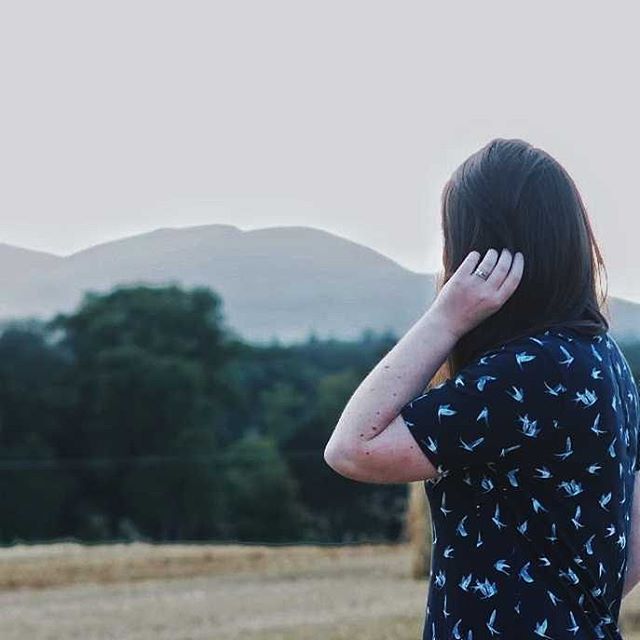 It was one of those mornings today. Instead of being the sensible grown up I claim to be and getting up with my alarm opted for extra time in bed. Which meant a mad rush to get out the door and missing my morning Instagram. Funnily I was more worried about skipping more morning Instagram post than being late for the meeting I was go my way to. This is what this site does to you.